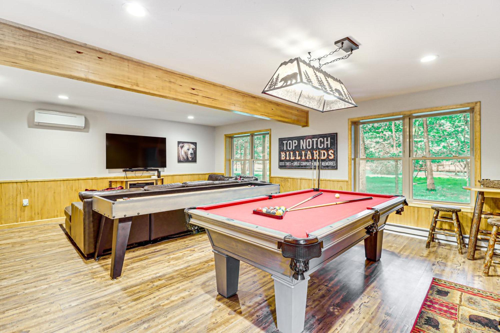 Holiday home Spacious Pocono Games, Hot Tub, Access Albrightsville